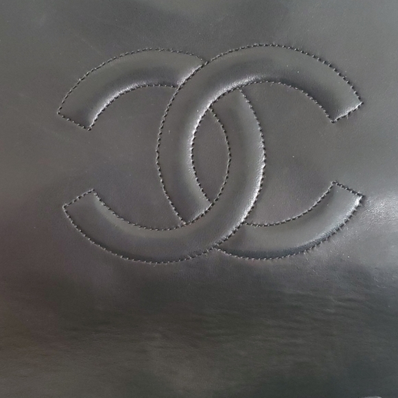 SOLD Chanel vintage black shoulder bag - Picture 4 of 16